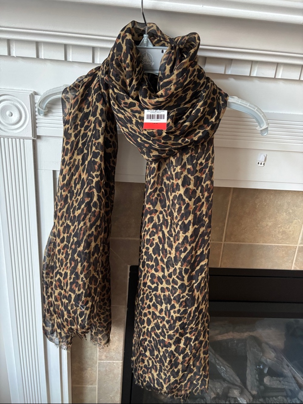 Gorgeous J CREW Sheer Cheetah Leopard Print Jungle Wild Scarf